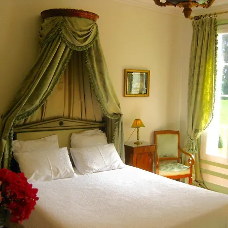 Couette-café Château De Cleuville