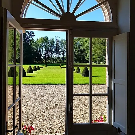 Alojamento de Acomodação e Pequeno-almoço Château De 4*