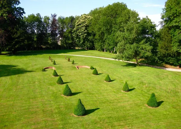 Chateau De Frühstückspension Cleuville